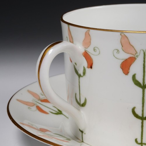 Royal Doulton Art Nouveau Peach Green White Flat Cup Saucer Set - Picture 3 of 6