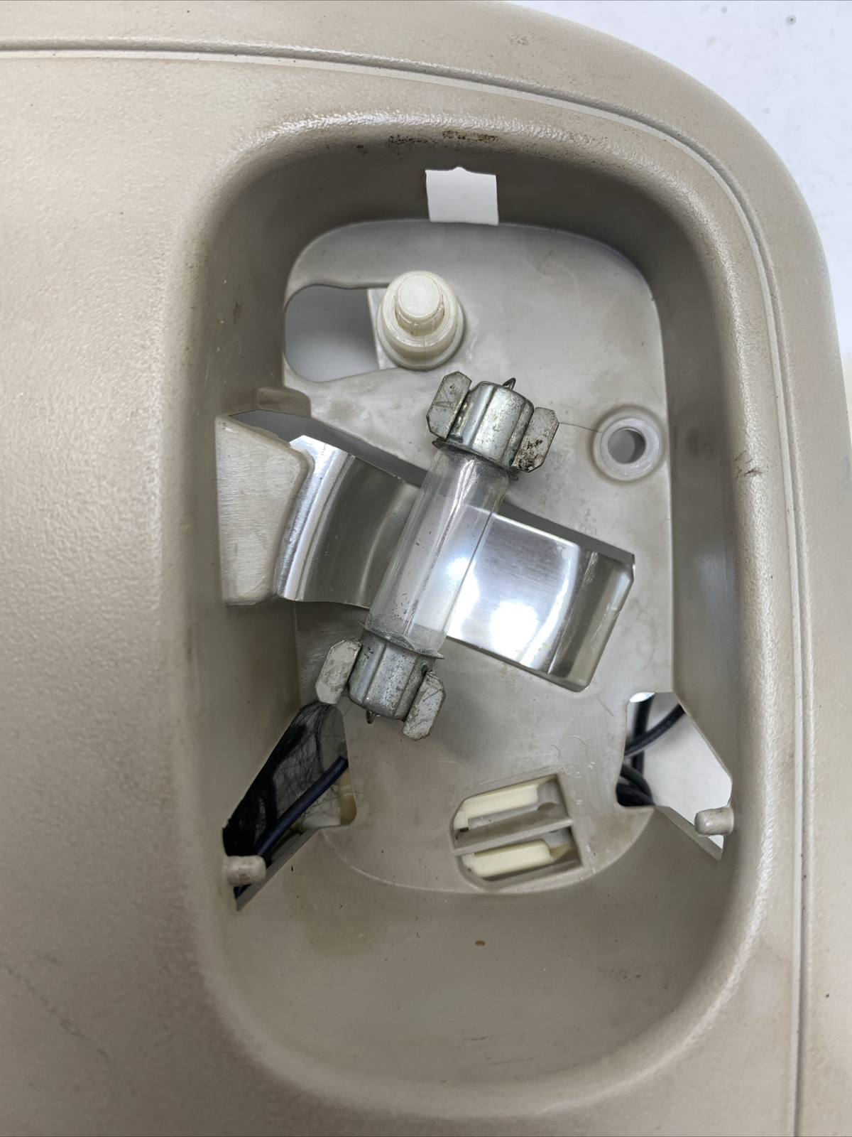 20022008 Dodge Ram 1500 OverHead Over Head Console Map Dome Light OEM