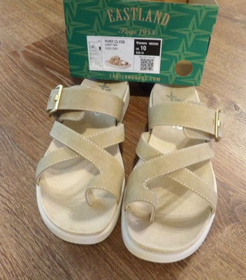 REDUCED Eastland Port Clyde Womans 10 Faux Suede Toe Loop Open Toe/Back Sandals