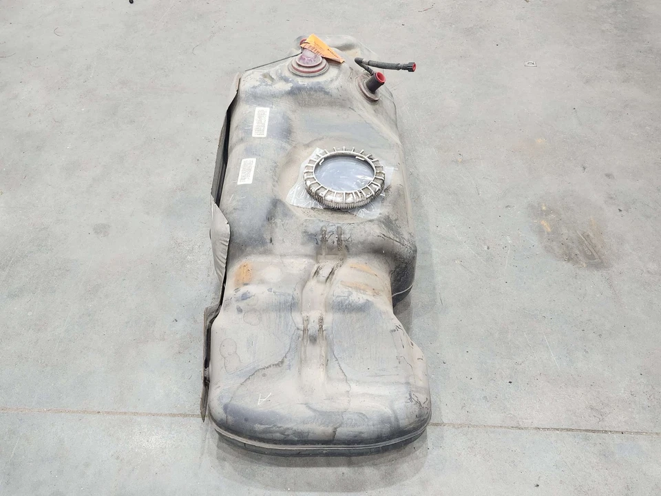 Оригинальный топливный бак в сборе для Toyota Tacoma 2005–2017 годов выпуска 7700104190 - Изображение 2 из 4