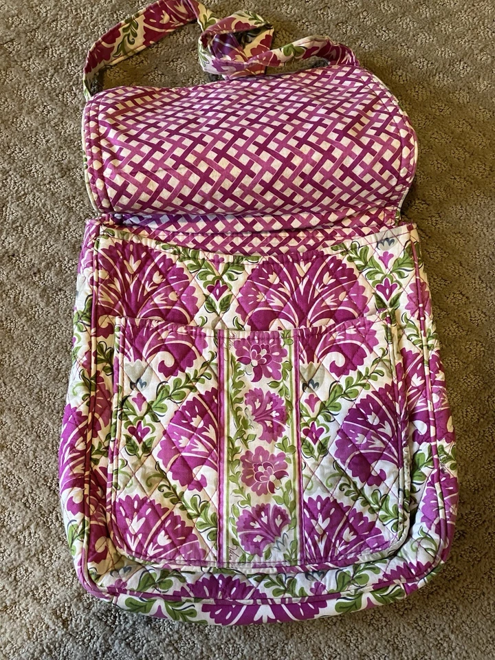 BOLSO BANDOLERA VERA BRADLEY MONEDERO FUCSIA JULEP TULIPÁN ESTAMPADO RETIRADO ¡Prístino! Foto 2 de 4