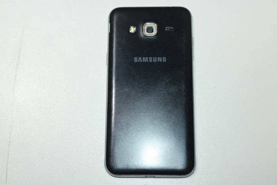 Samsung j3 / Pour pièces / Ecran A Changé – ReStore Mobile - Photo 2/4