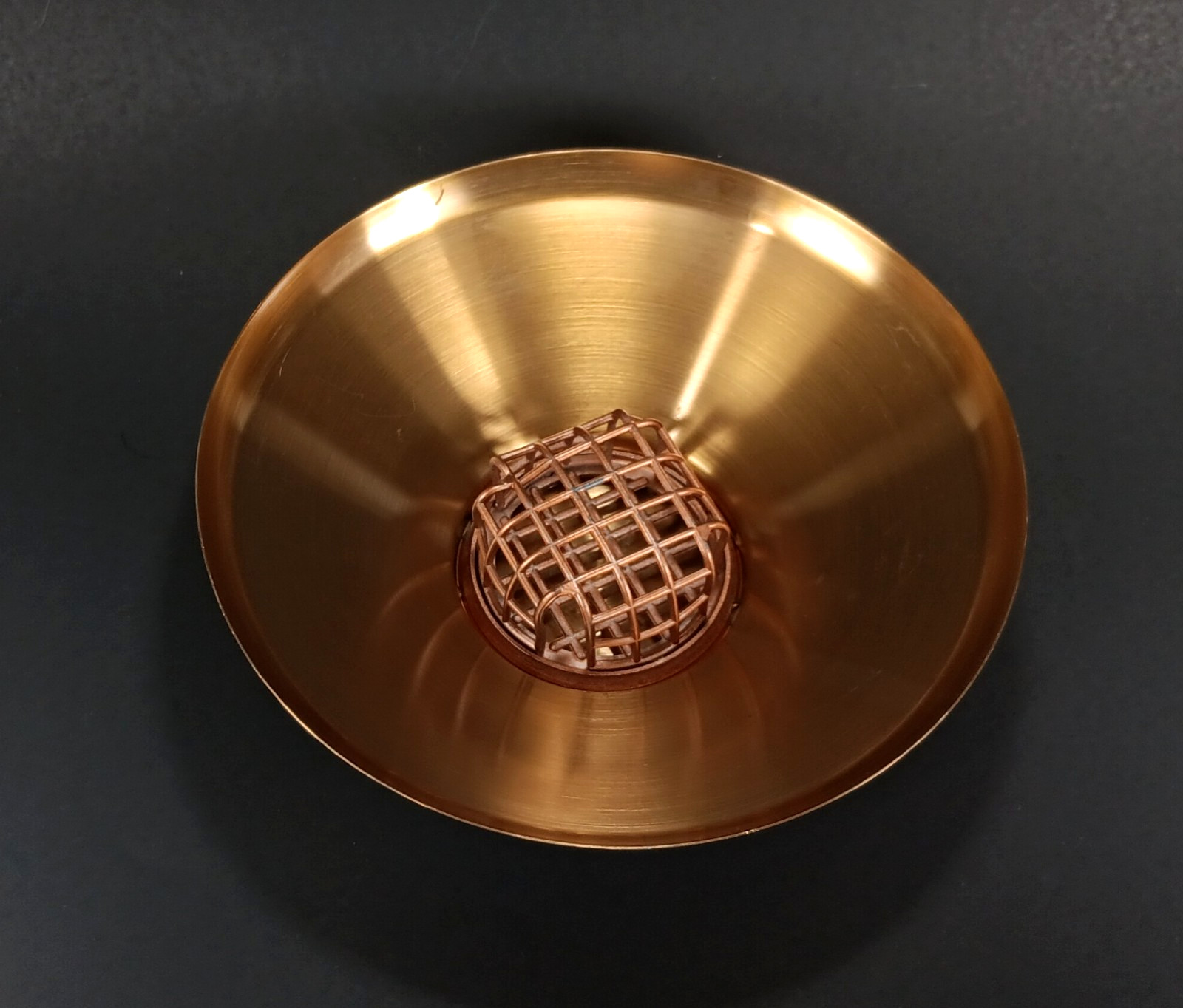 VTG Flower Frog Dish Bowl-O-Beauty Floral Arrangement Planter Bronze MCM Vogue