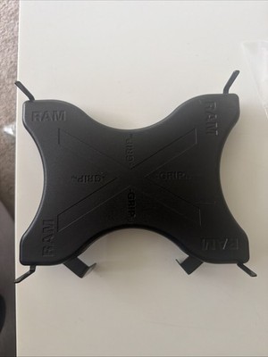 RAM Mount Universal X-Grip Universal Apple Samsung Tablet Cradle RAM-HOL-UN9U