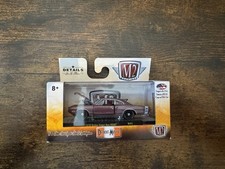 M2 Machines Detroit Muscle 1970 Dodge Super Bee HEMI R41 Limited Production 1:64