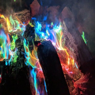 TikTok VIRAL Magic Flames (mehrfarbiges Feuer für Camping, Kamine) BESCHREIBUNG LESEN