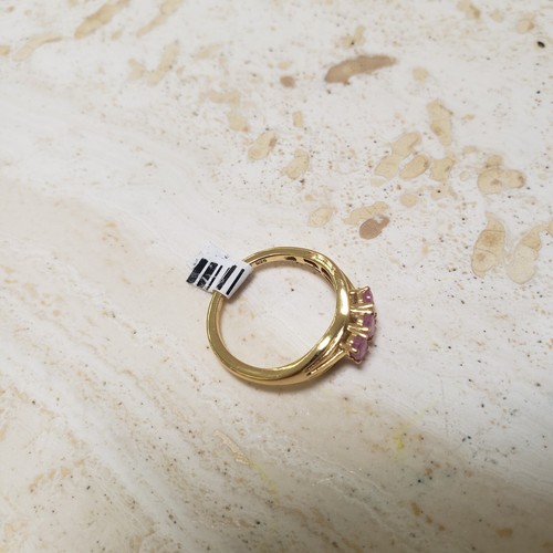 Madagascan Pink Sapphire, Sterling Silver Trilogy ring, size O, 7. - Picture 9 of 9