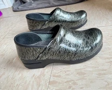 Dansko Womens Professional Clogs Black Scribble Design Size 40 US 10-10.5 Used