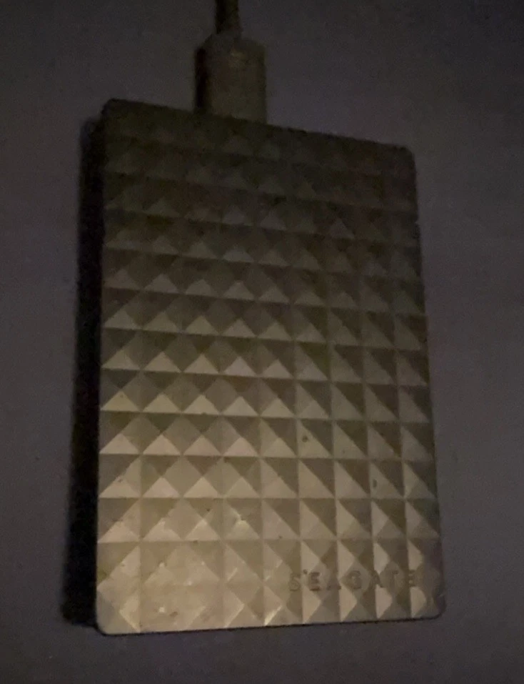 Seagate 2TB External Hard Drive Xbox One Compatible - Image 2 of 4