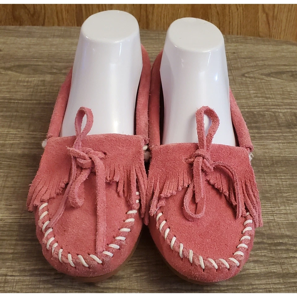 Sapato Mocassim Feminino Minnetonka Kilty Tamanho 7 Rosa - Imagem 2 de 4