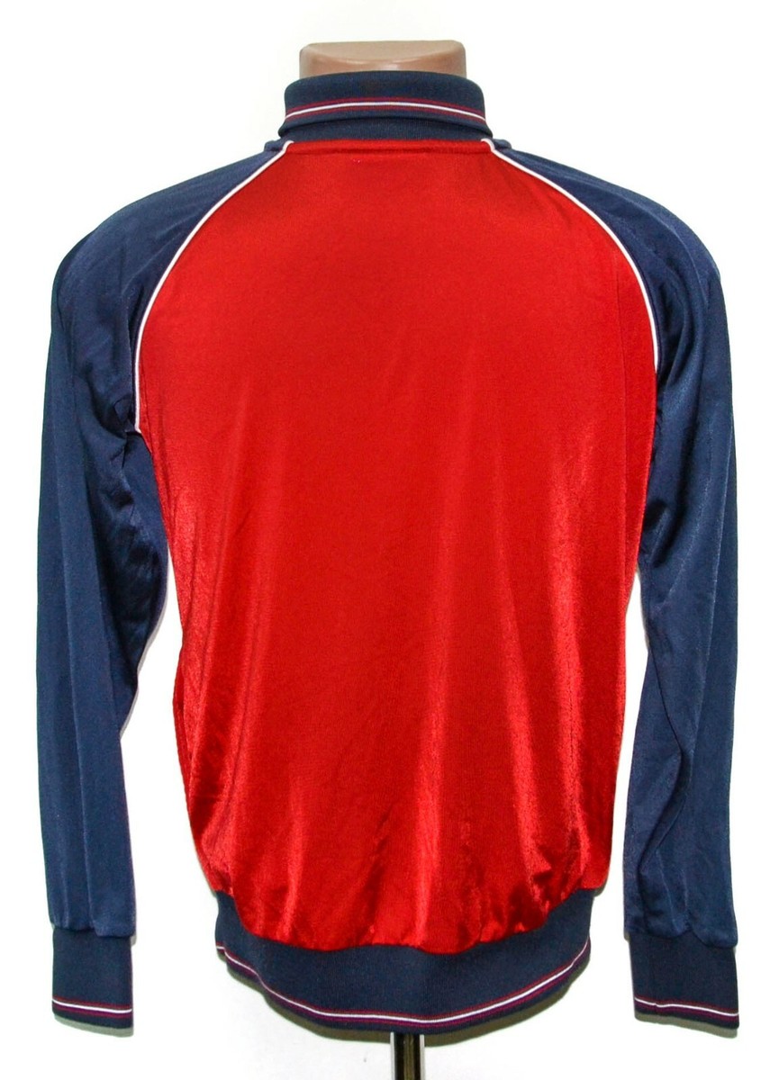 Umbro イングランド代表 ジャケットジャージ レッド新品タグ付き Umbro イングランド代表 ジャケットジャージ レッド新品タグ付き