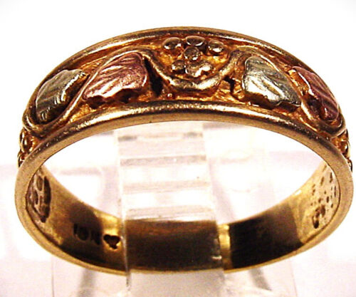 Black Hills Gold Ring nugget design Leaves and grapes 10K Multi-tone - Picture 2 of 4