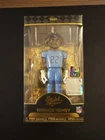 Funko Gold NFL Tennessee Titans Derrick Henry Home CHASE Vinyl Figure NIB