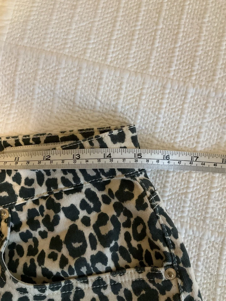 Zara Leopard Print Jeans 12 Excellent Condition Cotton Mix - Image 3 of 4