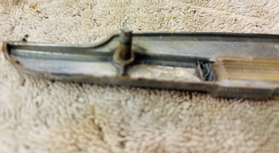 Pontiac Chieftain 1953 1954 emblema de moldura de tablero Foto 3 de 4