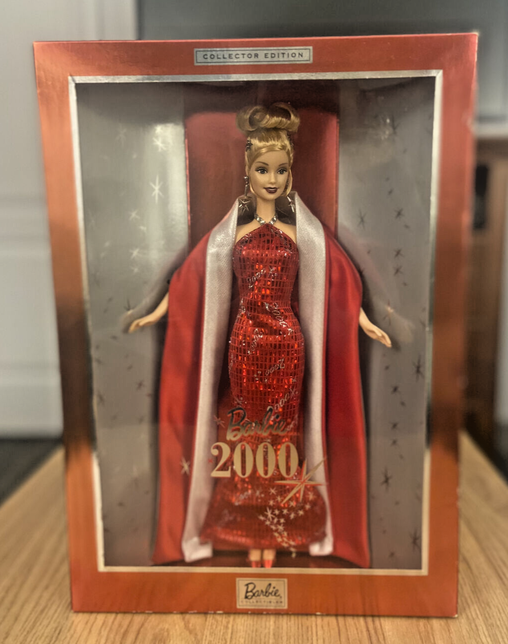 Barbie Collector Edition 2000 Doll Mattel #27409 Red Dress DAMAGED BOX