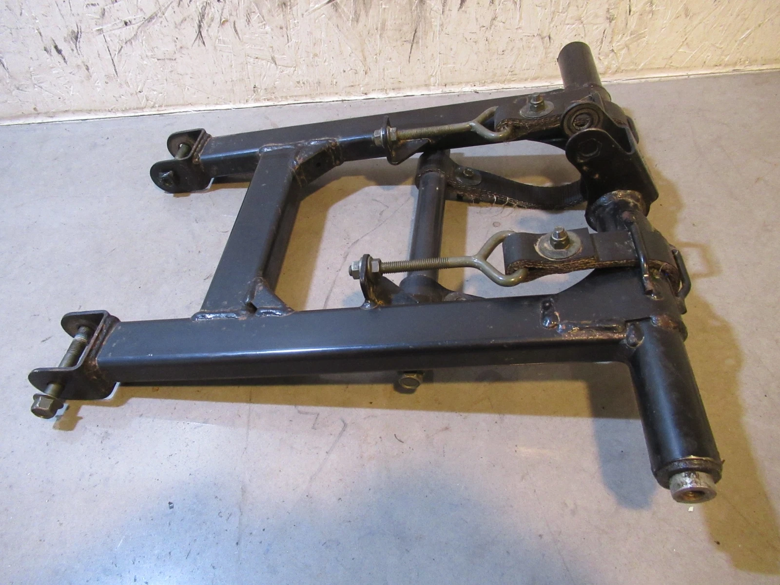 Yamaha Viper 700 Front  Arm 2004 #6