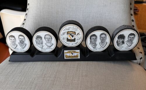 1995-96 Set of 5 Pittsburgh Penguins HOCKEY PICTURE PUCKS; STAND; Lemieux, Jagr - Picture 1 of 12
