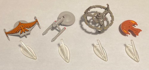 (4) STAR TREK Micro Machines Vessel/Space Ship '90s W/ Stands Lot B - Picture 2 of 2