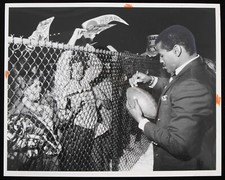 1984 Richard Dent Chicago Bears O'Hare 8x10 Robert A. Reeder Press Photo