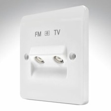 MK K3522WHI TV - FM Twin Coaxial Aerial Isolated Socket Diplexer
