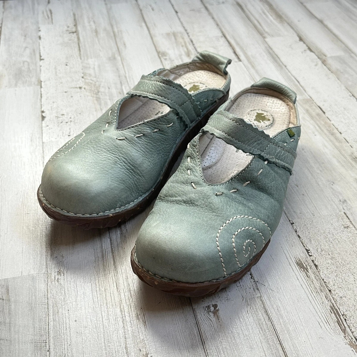 European shoe hotsell size women's 9.5