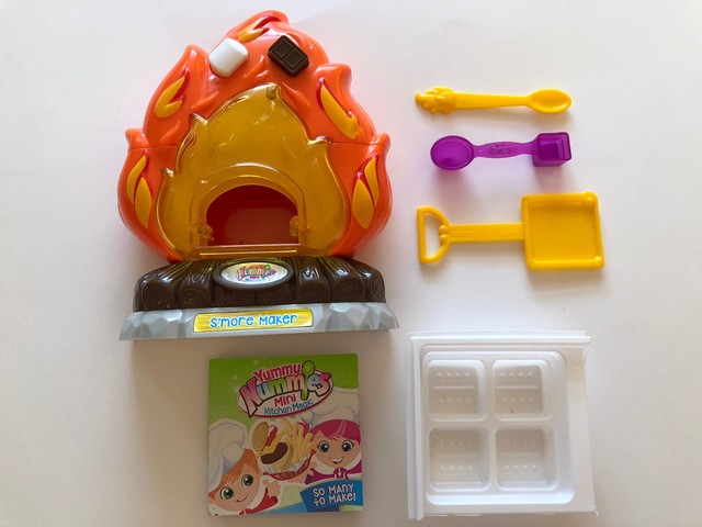 yummy nummy mini kitchen playset soda shoppe maker