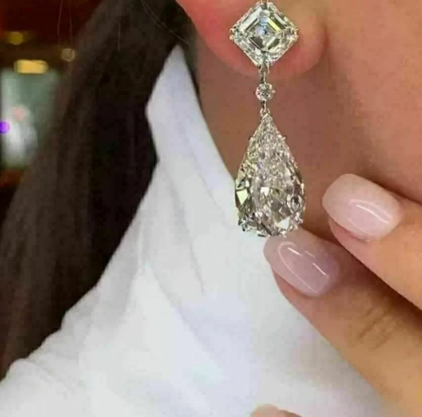 Подарочные серьги-подвески из белого золота 14 карат с имитацией муассанита груши 4,0 карата - Изображение 2 из 3