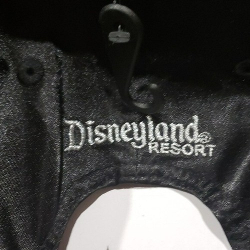 Disneyland sleeping beauty Castle Sequins & Rhinestone baseball hat new - Picture 3 of 4