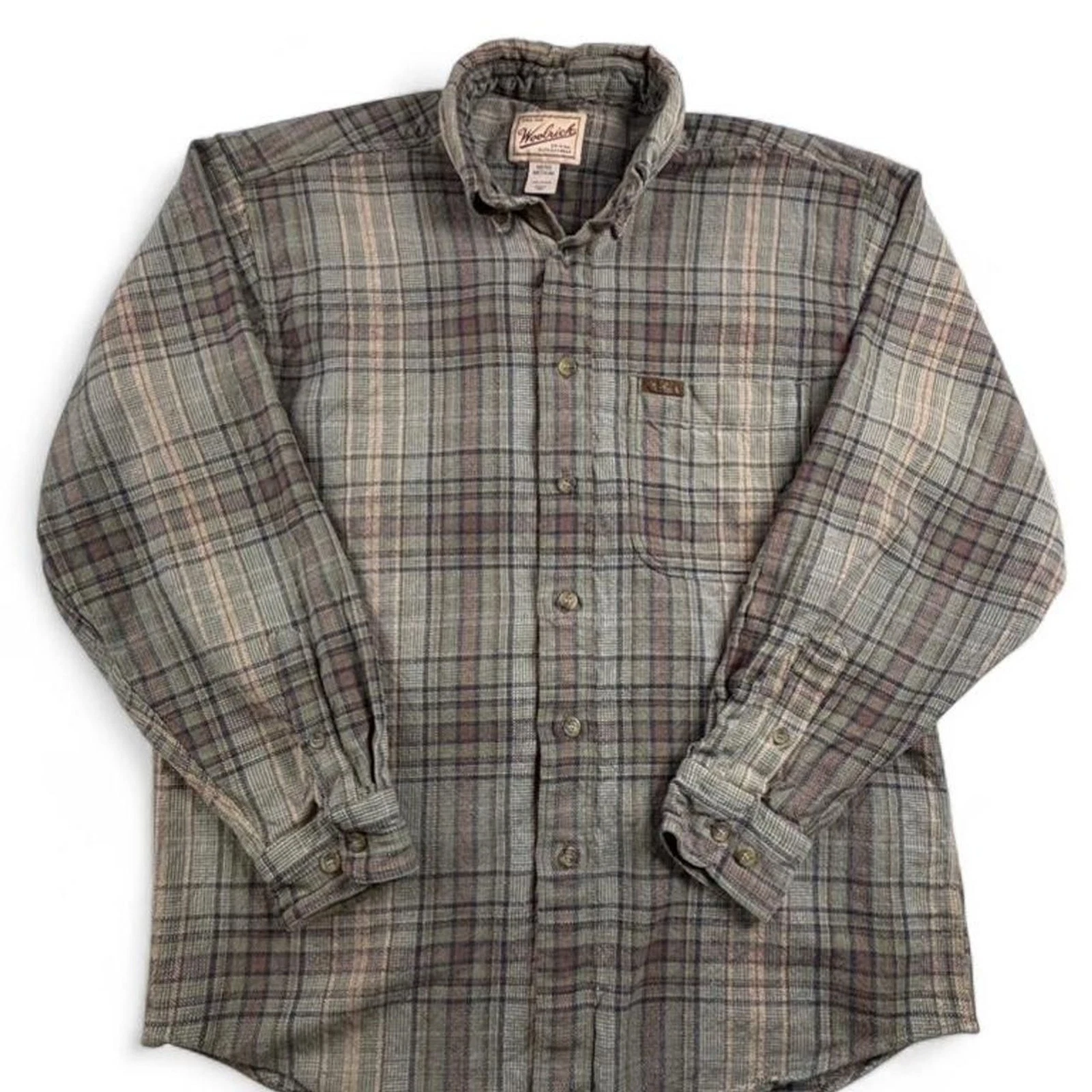 Woolrich Flannel Shirt Mens M Green Plaid Button Down 100% Cotton Outdoor Hiking
Opens in a new wind