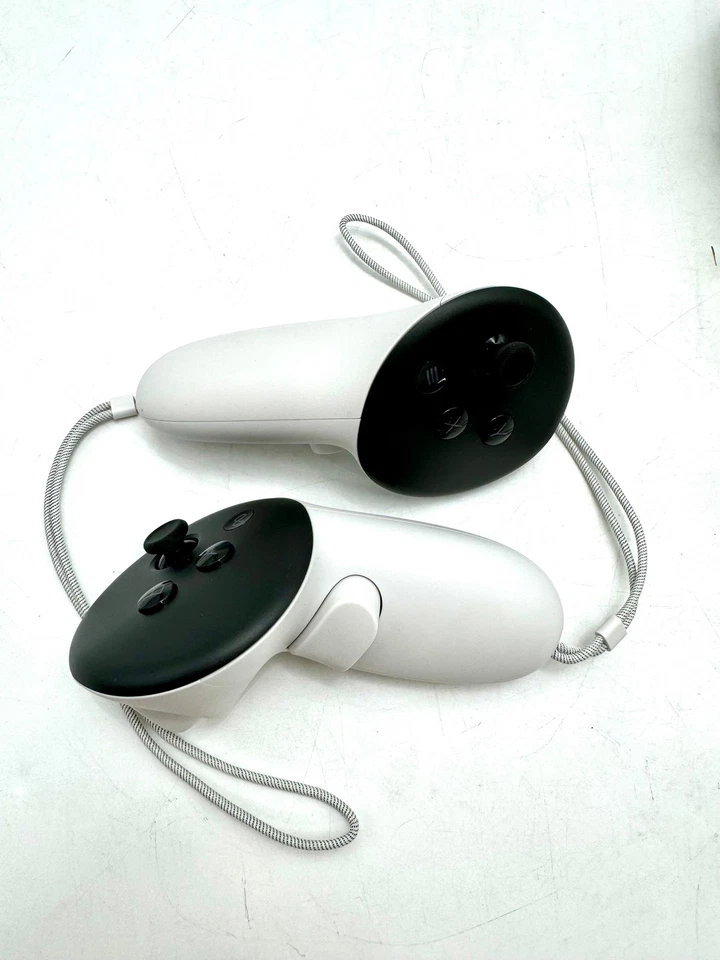 META QUEST 3 512GB - ULTIMATE MIXED REALITY EXPERIENCES - WHITE - Image 2 of 4