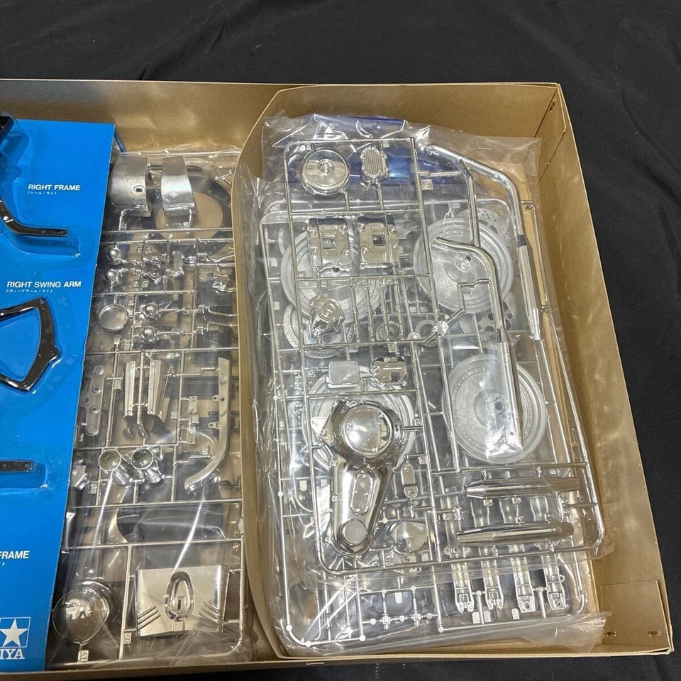 Grande scala 1:6! Raro modello in plastica TAMIYA Harley Davidson FAT BOY da ... - Immagine 4 di 4