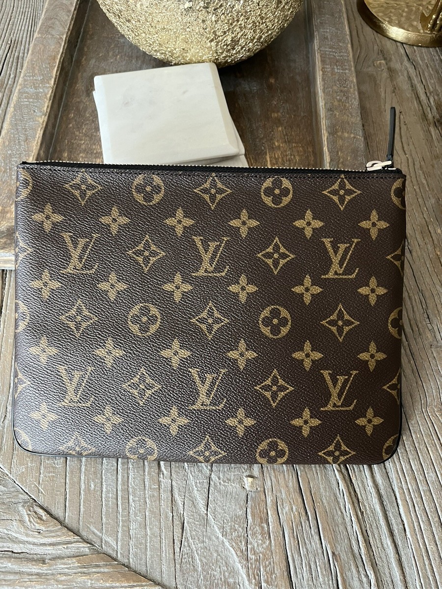 【Louis Vuitton】ジッパーポーチ Louis Vuitton Monogram Stripe Pochette Plate MM Zip Pouch | eBay