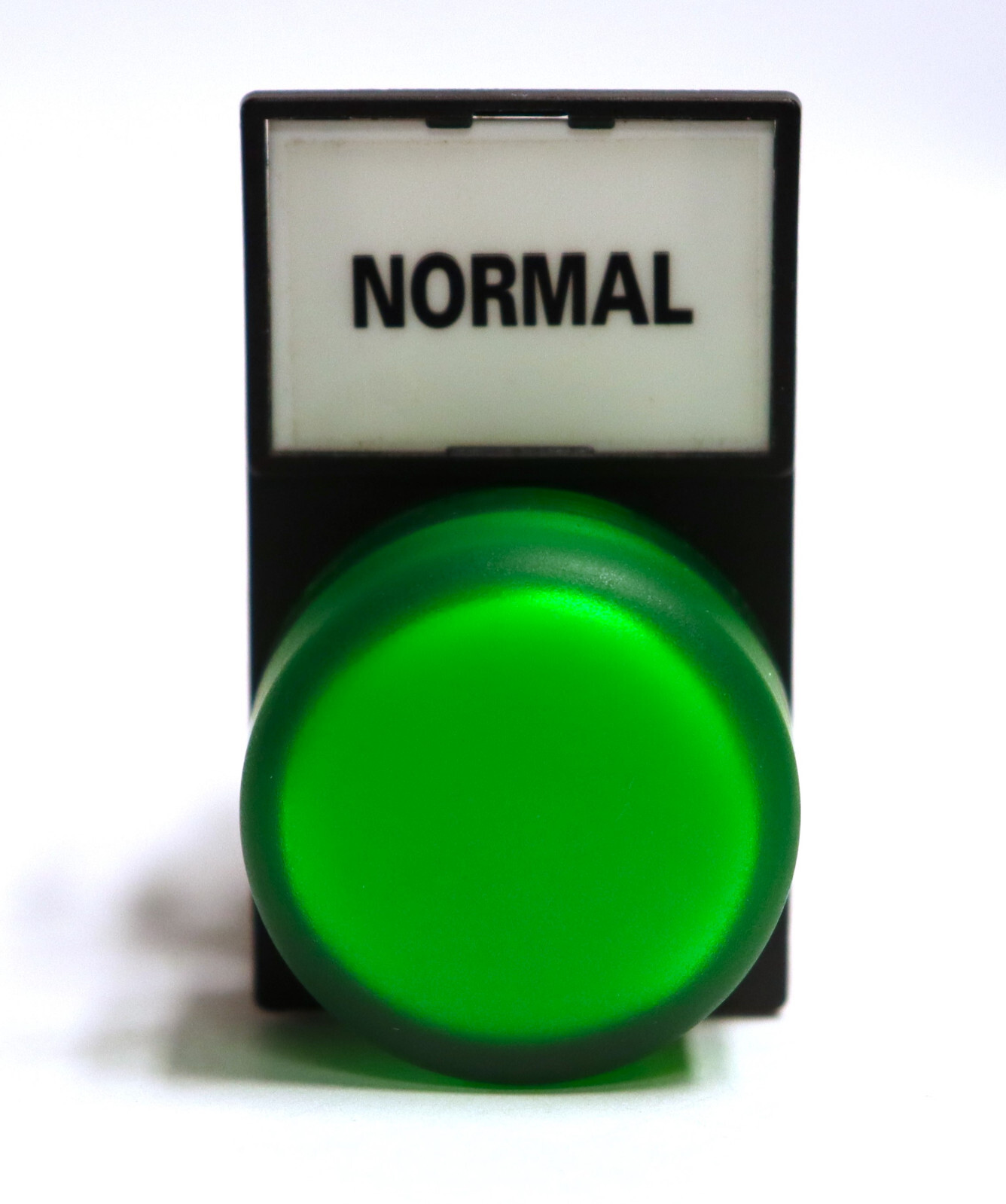 Omron A22-TN 400V IEC947-5-1 Illuminated Indicator Light (Green)