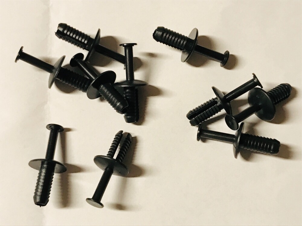 10x Spreading Rivet Clips (Spreiznieten) For Smart, BMW, VW, Mercedes - Plastic Trim Fasteners