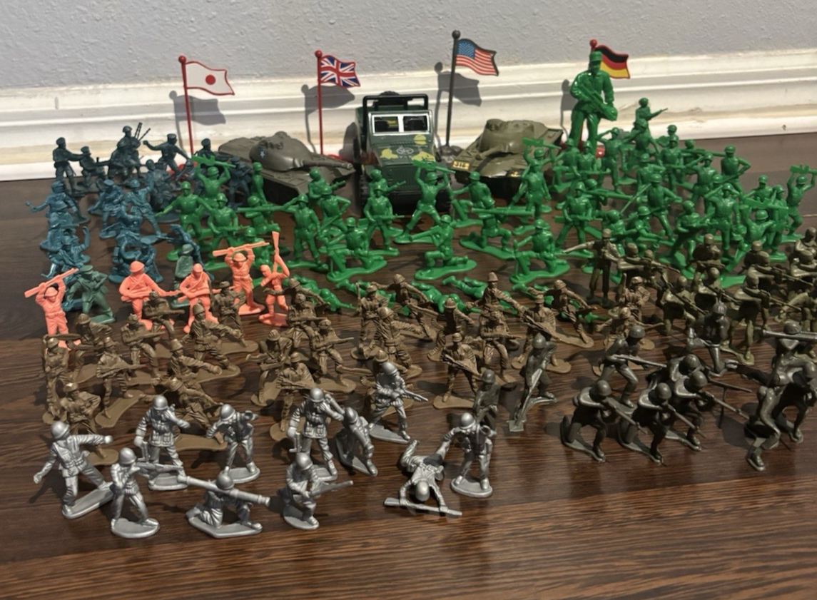 Man グッズたち Lot of 169 Piece Plastic Mini Army Men 1