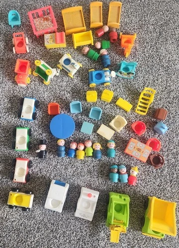 Huge Lot Of 54 Vintage FISHER PRICE Little People Figures Cars Furniture & More