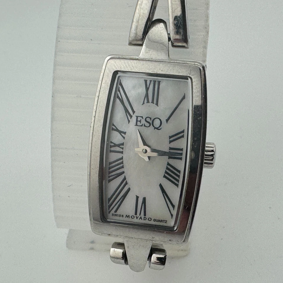 ESQ Reloj de Cuarzo Suizo Mujer Plata Acero Barril MOP Dial Analógico Nueva Batería 6.5" Foto 2 de 4