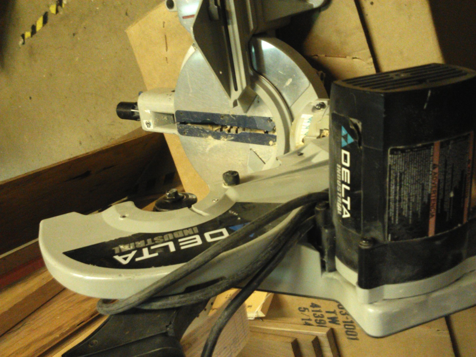 USED 1310157 SCREW FOR 36585 DELTA SAW PARTENTIRE PIC NOT FOR SALE eBay