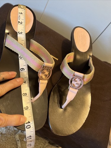 Gucci 9 GG Logo Sandals Mid Kitten Heels THONGS Flip Flop Slides Pale Pink Gold - Picture 21 of 23