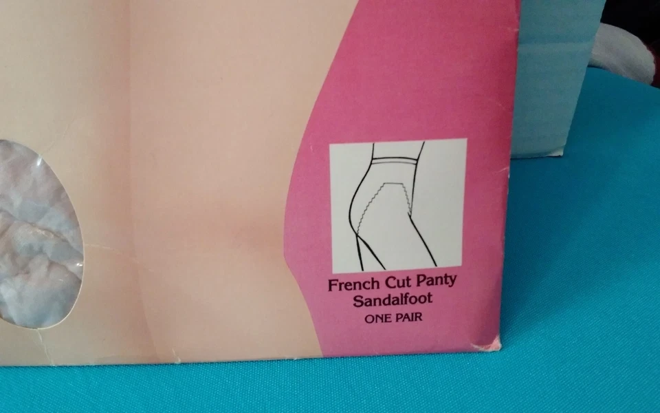 Vintage 2 Hanes French Cut Underalls Pantyhose Silks Sandalfoot Blush Size A-B - Image 4 of 4