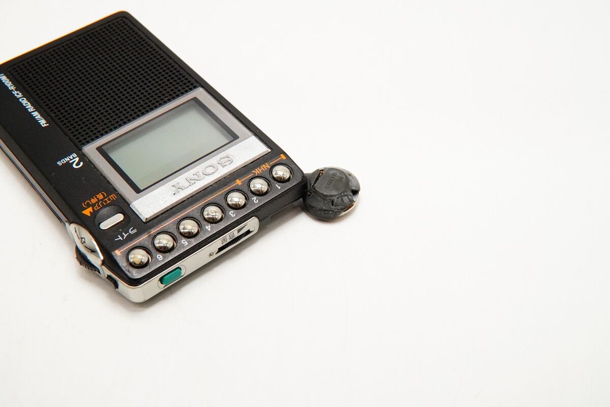 Excellent w/ box Sony Mountain Radio Icf-R100Mt Fm/Am Pocket Excellent w/ box Sony Mountain Radio Icf-R100Mt Fm/Am Pocket