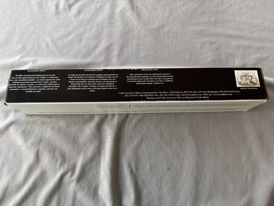 JoS. A. Banco Woodlore Cedro Accesorio Mate 26 Corbata y 4 Estante para Cinturón Foto 4 de 4