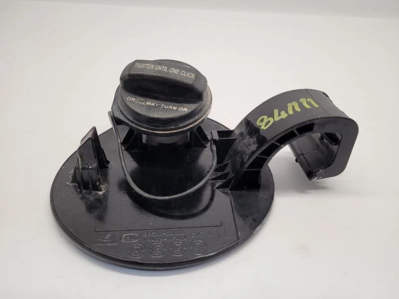 Дверца топливного бака 2016-2018 Hyundai Tucson черная - Изображение 4 из 4