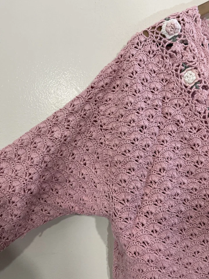 Suéter De Colección Cottagecore Romántico L Tejido a Mano Abuela Jardín Rosetas Floral Rosa Foto 4 de 4