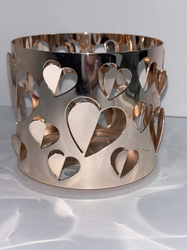 3D Bath And Body Works Rose Gold Hearts 3 Wick Candle Holder Retired - Picture 2 of 4