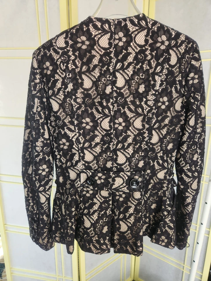 BeBe размер XXS куртка, размер 0 юбка черный кружевной над голая цвет костюм потрясающий!! - Изображение 2 из 4