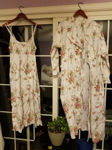 Victoria's secret gown robe set floral 100 cotton size small