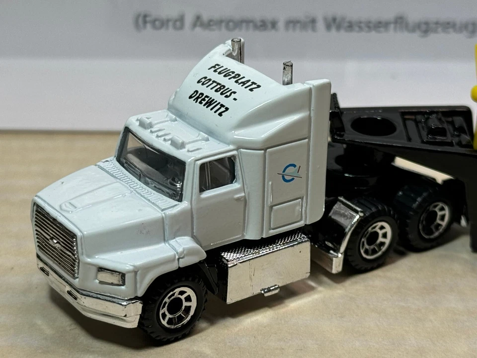 MATCHBOX CY FORD AEROMAX "FLUGPLATZ COTTBUS-DREWITZ" GERMAN PROMOTIONAL SET RARE - Image 3 of 4