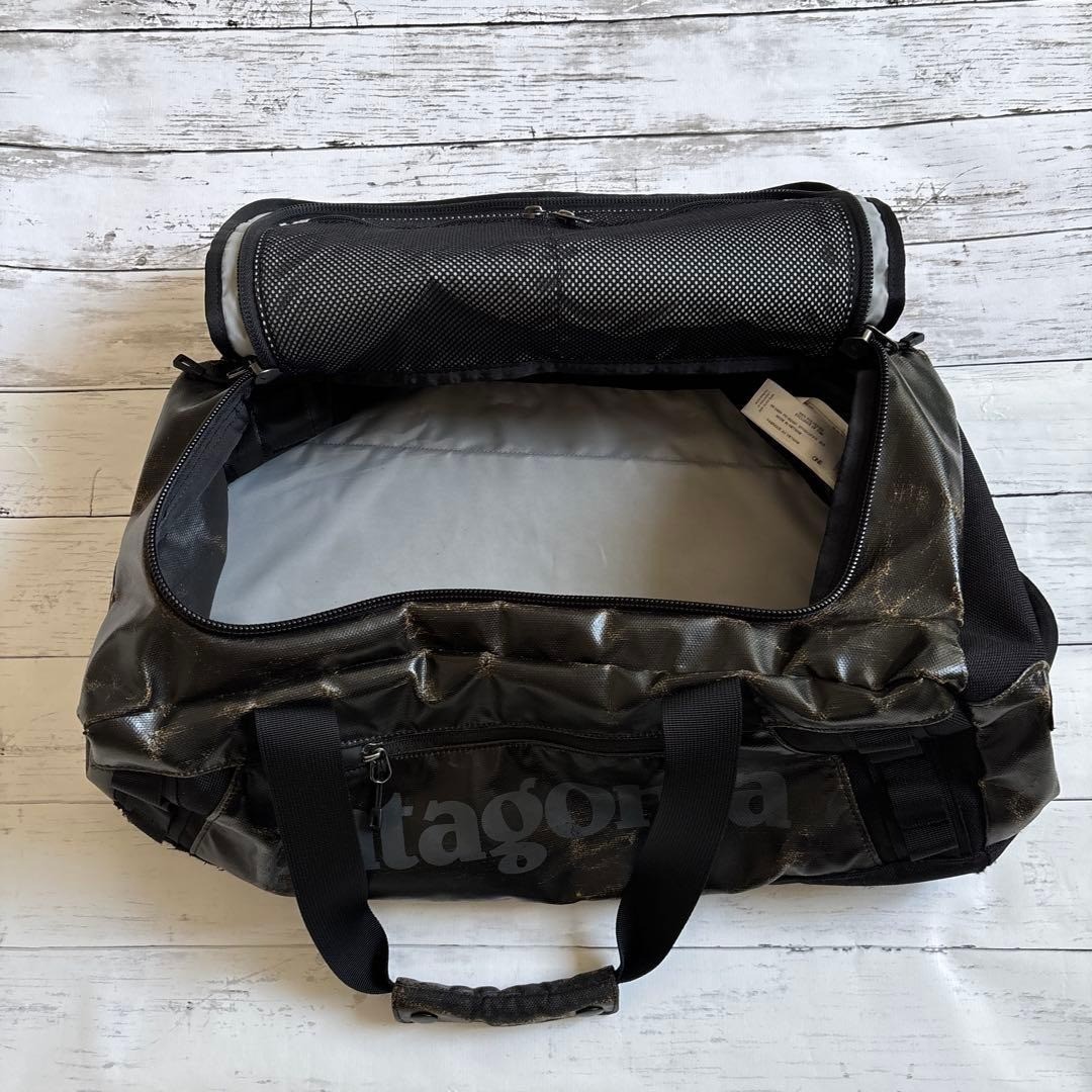 Patagonia Black Hole Duffel 45L Black Vintage Travel Bag Faded